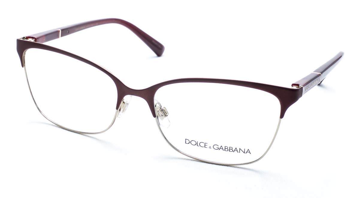Dolce und Gabbana Brille erhalten Sie in Ingolstadt beim 1a Optiker Reichhart in der Münchener Straße. Inhaber Uli Schönauer.
