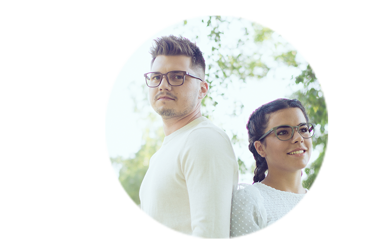 Damen oder Herrenbrille in Ingolstadt direkt vom Hersteller. Am besten mit Termin bei Optik Schönauer (ehemals Optik Reichhart) oder im Brillenstudio Schönauer.